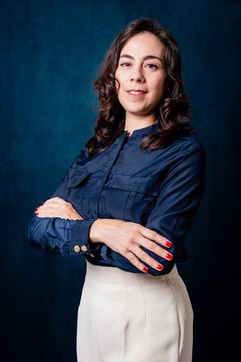 Fotografia RJ - Ensaio fotográfico profissional para mídias sociais, site e Instagram. Retratos dos médicos e fotografia consultório médico de cirurgia plástica na Barra da Tijuca. Fotos da fotógrafa Jaque Salles fotografia.