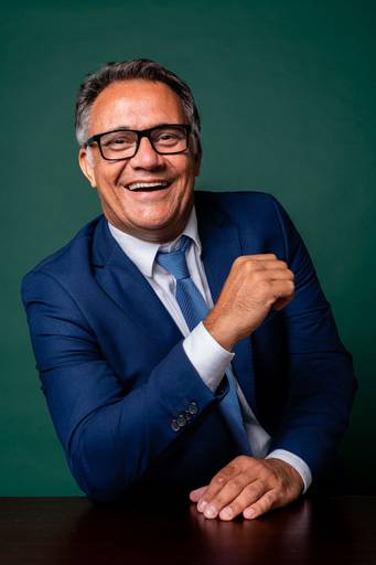 Fotografia RJ. Ensaio fotográfico profissional, retratos para mídias sociais, LinkedIn,  site e Instagram. Imagens da fotógrafa Jaque Salles.