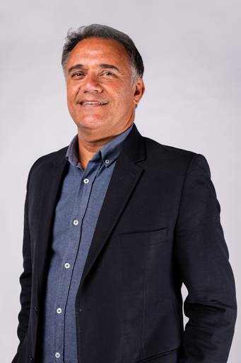 Fotografia RJ. Ensaio fotográfico profissional, retratos para mídias sociais, LinkedIn,  site e Instagram. Imagens da fotógrafa Jaque Salles.