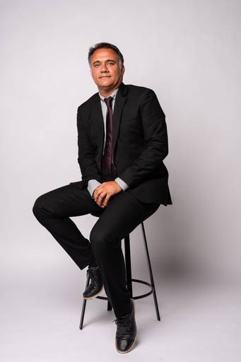 Fotografia RJ. Ensaio fotográfico profissional, retratos para mídias sociais, LinkedIn,  site e Instagram. Imagens da fotógrafa Jaque Salles.