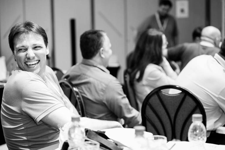 Fotografia de evento corporativo Wezen no Rio de Janeiro. Congresso no Hotel Windsor da Barra da Tijuca. Fotos corporativas de Jaque Salles Fotografia.