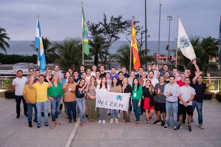 Fotografia de evento corporativo Wezen no Rio de Janeiro. Congresso no Hotel Windsor da Barra da Tijuca. Fotos corporativas de Jaque Salles Fotografia.