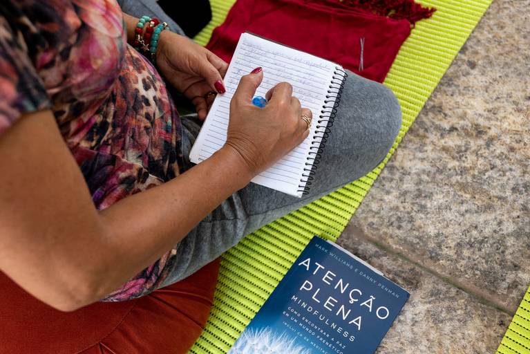 Fotografia profissional de ambiente realizada no centro de meditação e redução do estresse midfulneess sede Rio de Janeiro