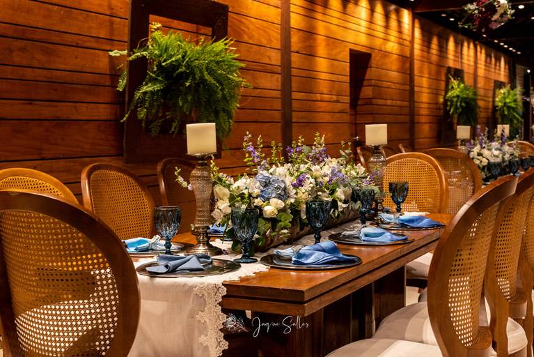 Fotografia de ambiente, mesa dos pais no Lajedo 3 Rio de Janeiro - RJ festa de 15 anos por Jaque Salles Fotografia