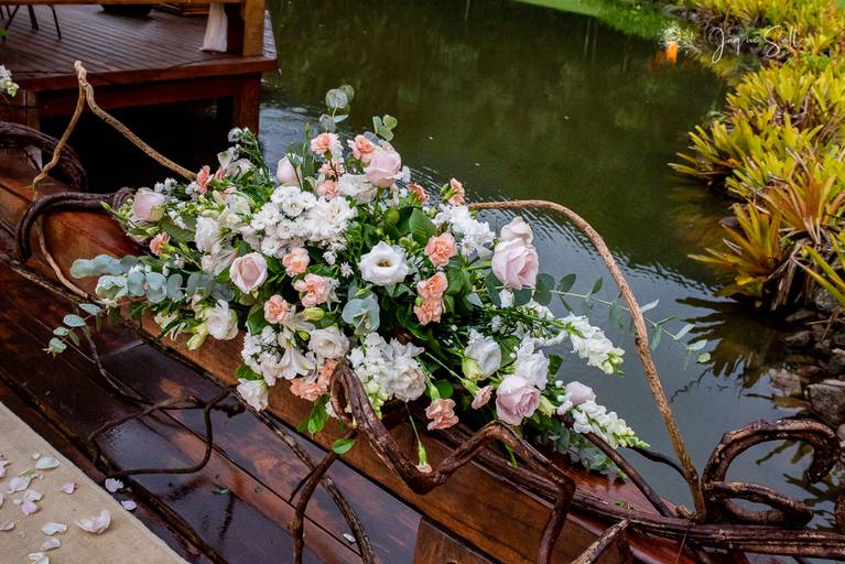 Fotografia de Ambiente e Decoração. Casamento de Dia, Decoração Floral no Lajedo - RJ. Fotografia da Fotógrafa de Casamento, Eventos e Família -Jaque Salles