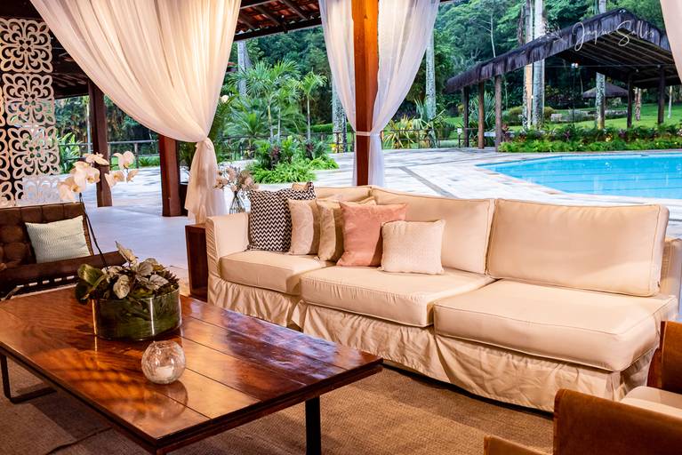 Fotografia de Ambiente e Decoração. Casamento de Dia, Decoração Floral no Lajedo - RJ. Fotografia da Fotógrafa de Casamento, Eventos e Família -Jaque Salles