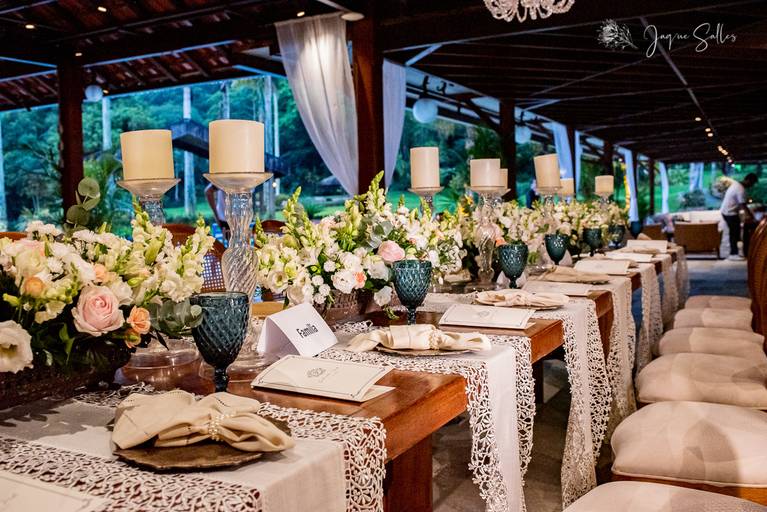 Fotografia de Ambiente e Decoração. Casamento de Dia, Decoração Floral no Lajedo - RJ. Fotografia da Fotógrafa de Casamento, Eventos e Família -Jaque Salles