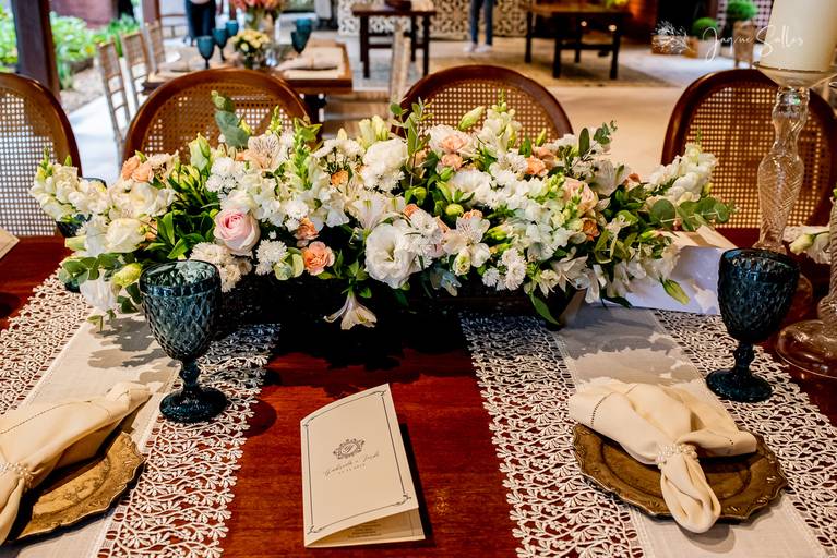 Fotografia de Ambiente e Decoração. Casamento de Dia, Decoração Floral no Lajedo - RJ. Fotografia da Fotógrafa de Casamento, Eventos e Família -Jaque Salles