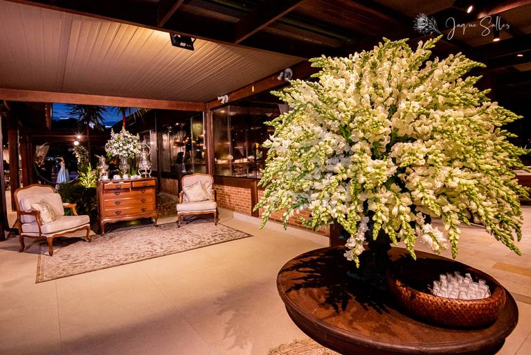 Fotografia de Ambiente e Decoração. Casamento de Dia, Decoração Floral no Lajedo - RJ. Fotografia da Fotógrafa de Casamento, Eventos e Família -Jaque Salles