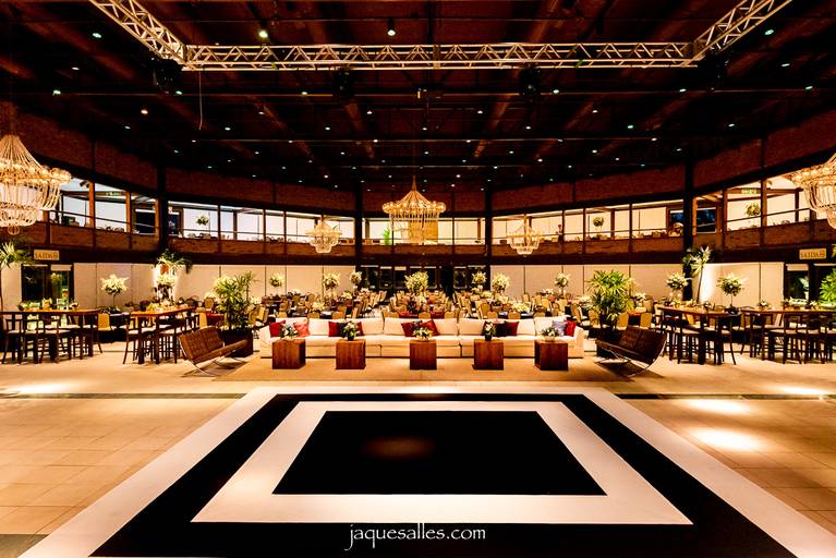 Festa de formatura e colação de grau no Lajedo - RJ 
Fotografia de Jaque Salles www.jaquesalles.com