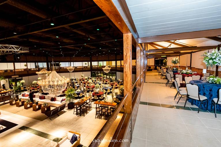 Festa de formatura e colação de grau no Lajedo - RJ 
Fotografia de Jaque Salles www.jaquesalles.com