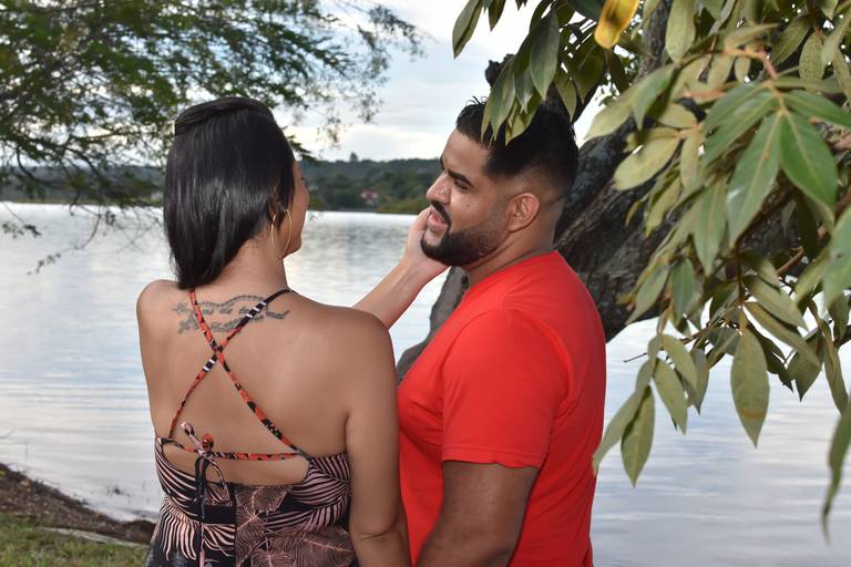 Neste local o casal fica em contato com a natureza  Lago Norte, Brasília 