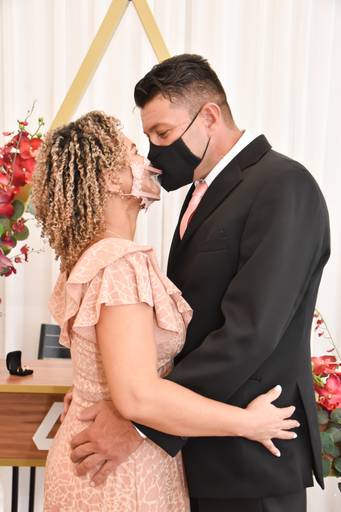 Fotos na sala especial de casamento Cartório Colorado