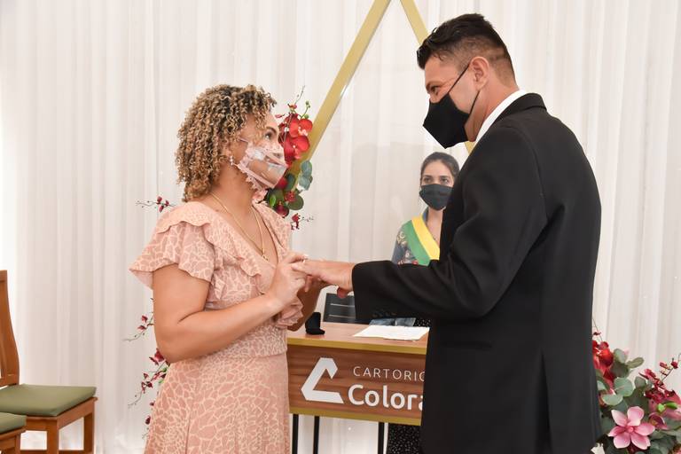 Alianças de casamento cartório colorado