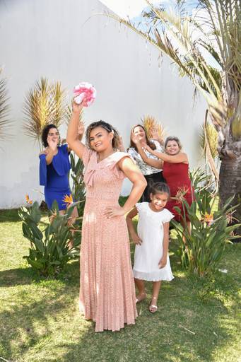 street wedding no jardim que fica no fundo do cartório Colorado