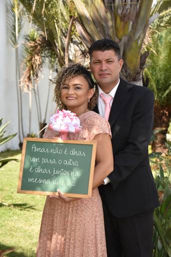 street wedding no jardim que fica no fundo do cartório Colorado