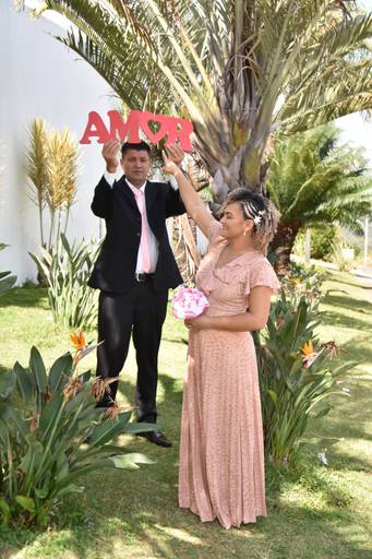 street wedding no jardim que fica no fundo do cartório Colorado