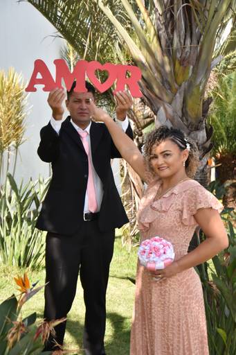 street wedding no jardim que fica no fundo do cartório Colorado