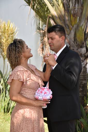 street wedding no jardim que fica no fundo do cartório Colorado