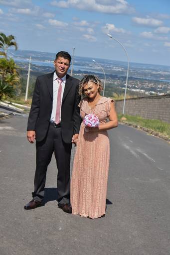 street wedding no jardim que fica no fundo do cartório Colorado