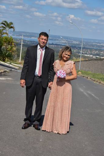 street wedding no jardim que fica no fundo do cartório Colorado