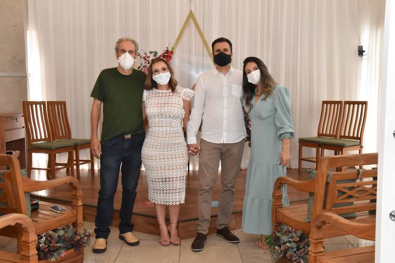 Hora da foto na sala  especial para casamento Cartório