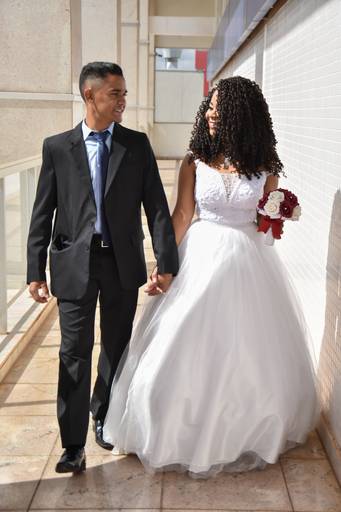 Casamento de Jaqueline e Mateus no Cartório Colorado com a Juíza de  Paz Cristina