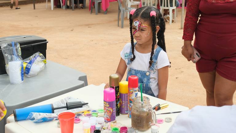 Aniversário de 10 Anos Nicoly
Câmera FujiFilm X-T30 Mirrorless  tema  do aniversário TiK Tok