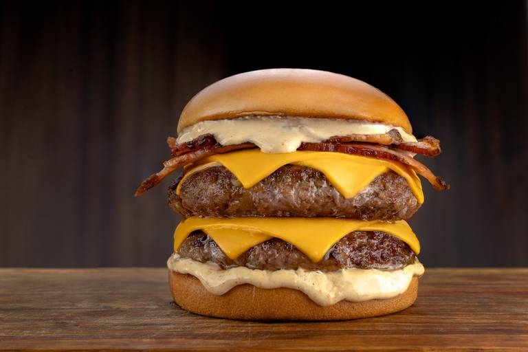 Trabalho feito para hamburgueria Wow Burguer