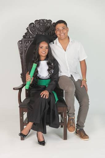 Ensaio de formatura em estúdio Movel