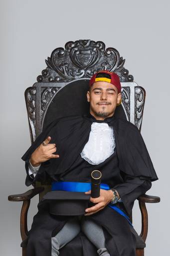 Ensaio de formatura em estúdio Movel