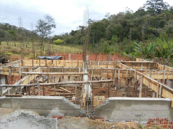Obra executada no Belvedere obedecendo ao Cálculo Estrutural.