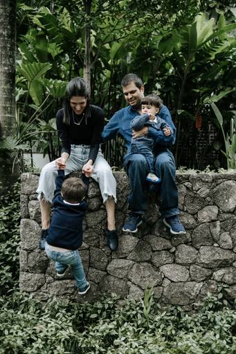 Ensaio fotográfico lifestyle natural espontâneo família em casa, fotógrafa São Caetano do Sul, Santo André, São Paulo