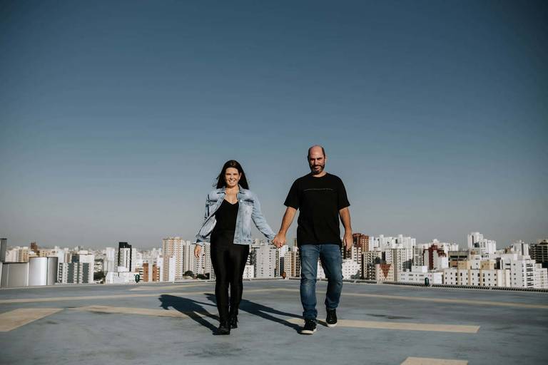 Ensaio natural espontâneo casal heliponto pré wedding São Caetano do Sul SP