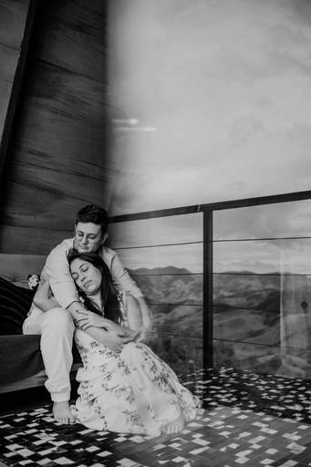 Ensaio natural espontâneo e afetivo casal São Bento do Sapucaí SP