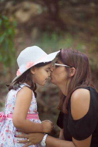 Sessão Fotográfica Família
 Sessão Fotográfica  no exterior ou em estúdio em Massámá Norte, Belas, Lisboa