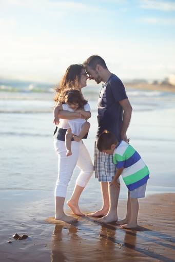 Sessão Fotográfica Família
 Sessão Fotográfica  no exterior ou em estúdio em Massámá Norte, Belas, Lisboa