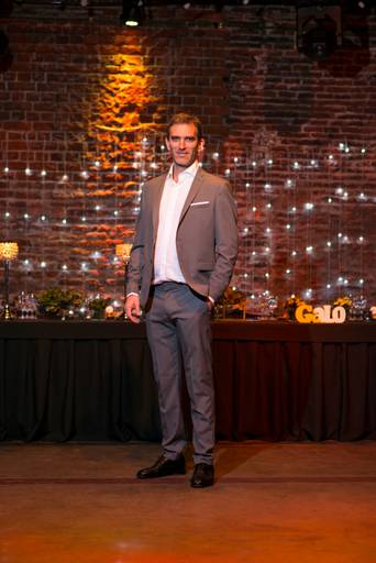 Retrato Padre, bar mitzvah. Salón El Garage, San Telmo, CABA. Marcos Pasquare fotógrafo de bar mitzvah