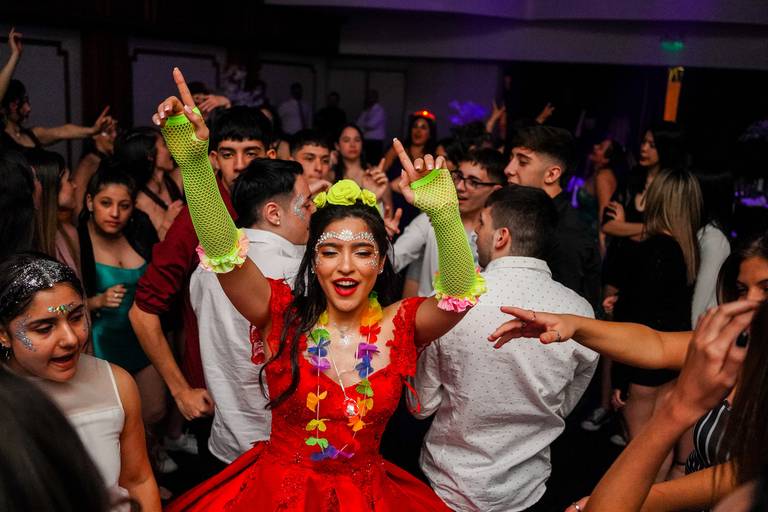 Fiesta de quince, victoria palace, flores, buenos aires