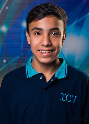 Retrato escolar de alumno egresado de séptimo grado. Marcos PAsquare fotografía escolar.