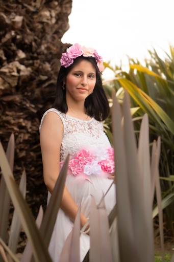 embarazada perfil medio cuerpo, en exterior