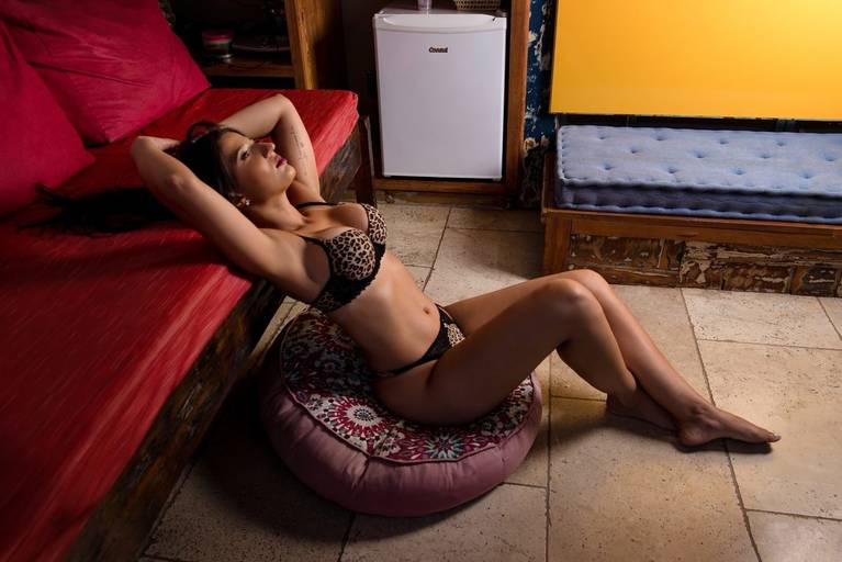 Ensaio Sensual Thais - Ensaio realizado em Santa Teresa - Rio de Janeiro
