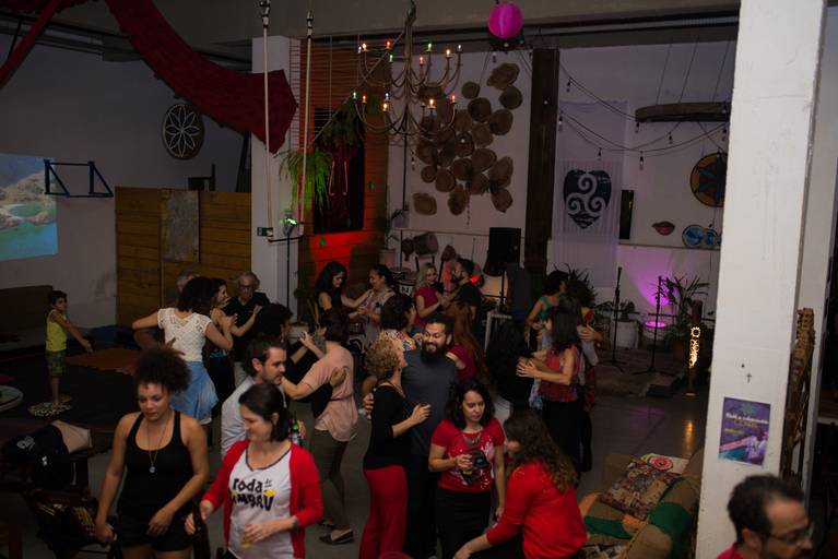 Evento MinasMigra BH, imigrantes haitianos BH, imigrantes latinos BH, festa de imigrantes BH, dança BH, evento de dança BH, roda de cassino BH, cultura latina BH, dança cubana BH, dança latina BH, espaço odara bh, 