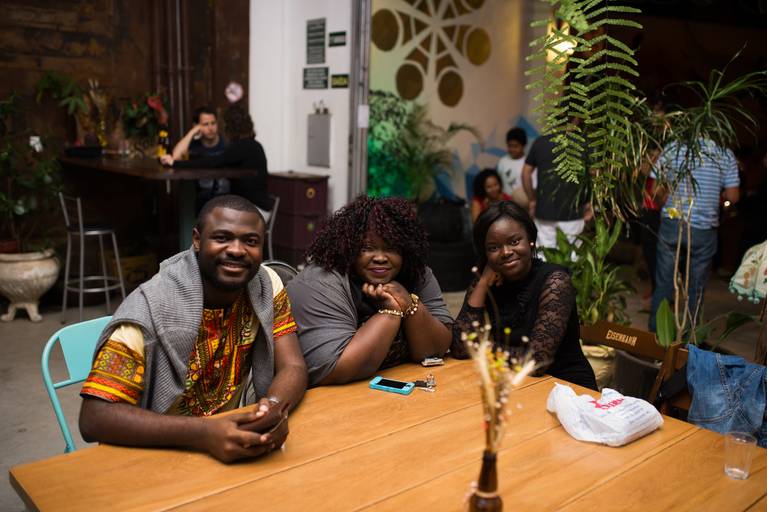 Evento MinasMigra BH, imigrantes haitianos BH, imigrantes latinos BH, festa de imigrantes BH, evento de dança BH, dança cubana BH, dança latina BH