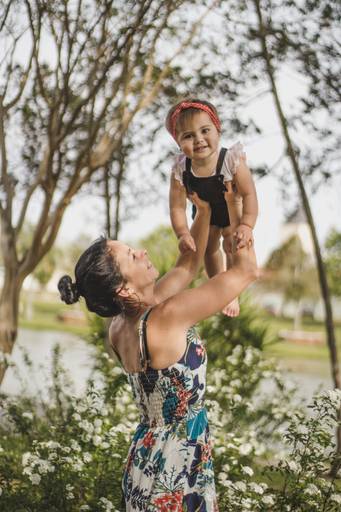 vovó e netinha no parque aquático em Irati Pr