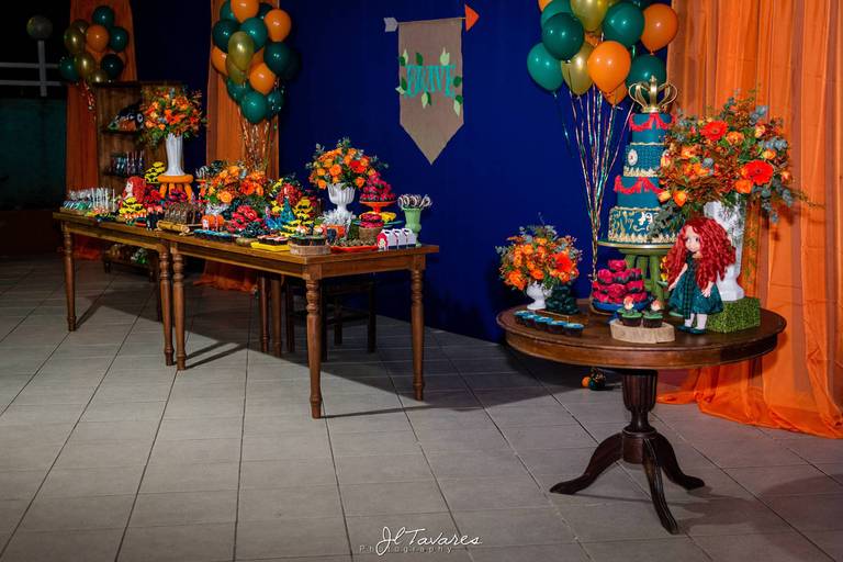 Linda festa com tema princesa valente