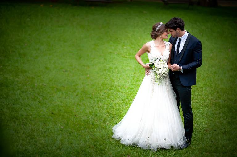 fotógrafo de casamento em alphaville. foto de casamento em alphaville. foto de casamento em barueri. foto de casamento na roça. foto de casamento em santana do parnaíba. foto de casamento em aldeia da serra. casamento gruta alphaville