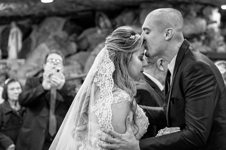 fotógrafo de casamento em alphaville. foto de casamento em alphaville. foto de casamento em barueri. foto de casamento na roça. foto de casamento em santana do parnaíba. foto de casamento em aldeia da serra. casamento gruta alphaville