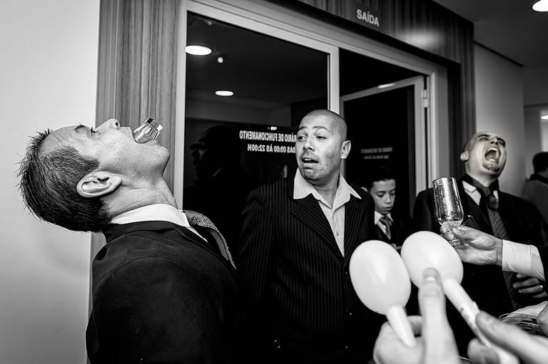 fotógrafo de casamento em alphaville. foto de casamento em alphaville. foto de casamento em barueri. foto de casamento na roça. foto de casamento em santana do parnaíba. foto de casamento em aldeia da serra. casamento gruta alphaville