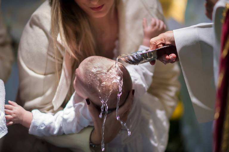 fotógrafo de batizado em alphaville. foto de batizado em alphaville. fotografia de batizado em alphaville. foto de batizado em barueri. foto de batizado em sanatana de parnaíba. foto de batizado nossa senhora do brasil. foto de batizado